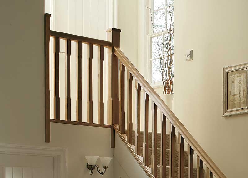 Cheshire Mouldings Benchmark Oak Stop Chamfered Spindle - Image 2
