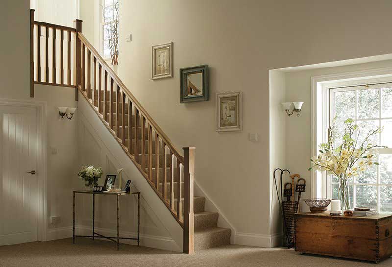 Cheshire Mouldings Benchmark Oak 41mm Baserail - Image 3